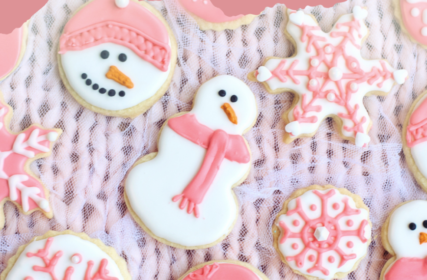 Iced biscuits for the Advent season